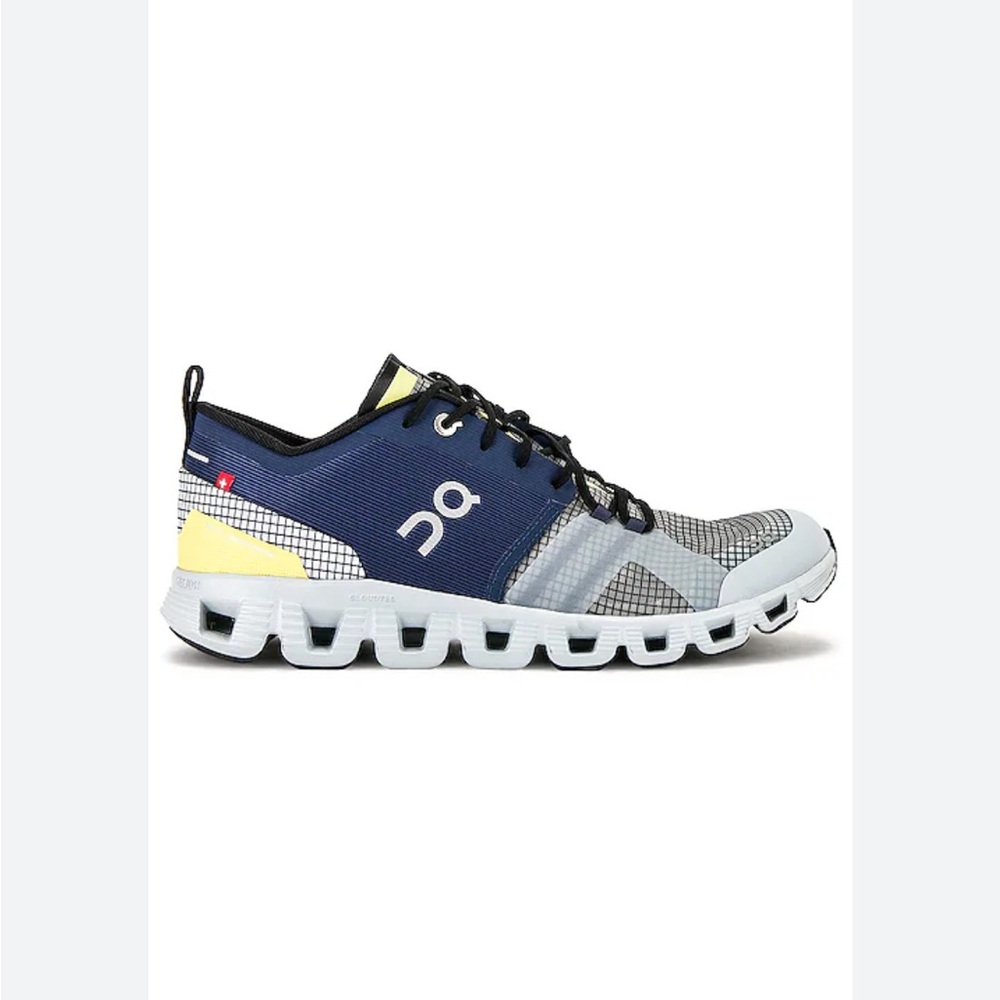 On Cloud X Shift - Denim and White - Men’s size 10